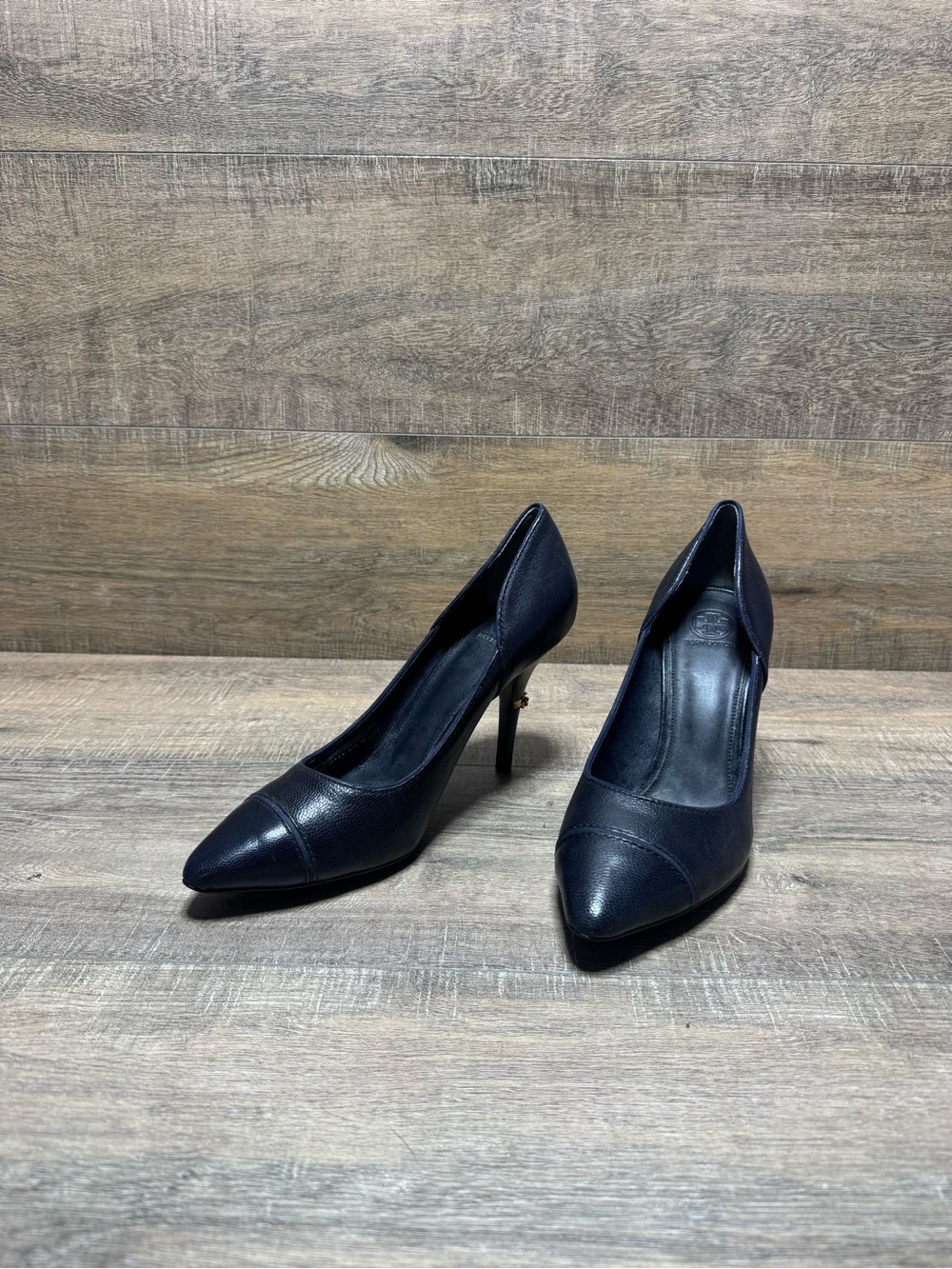 Tory Burch Navy Leather Pumps